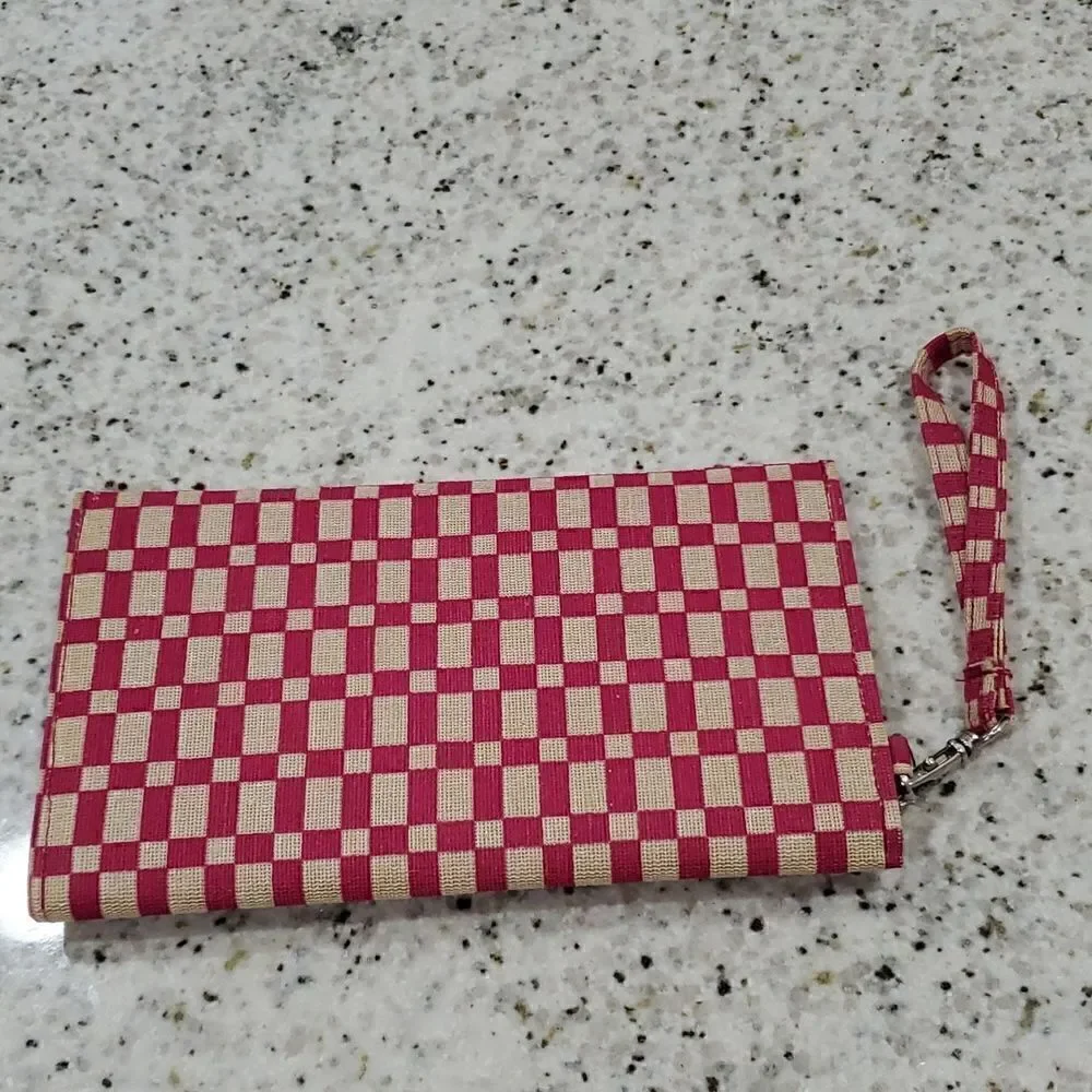 2 Chic Jute pink clutch - Picture 3 of 3